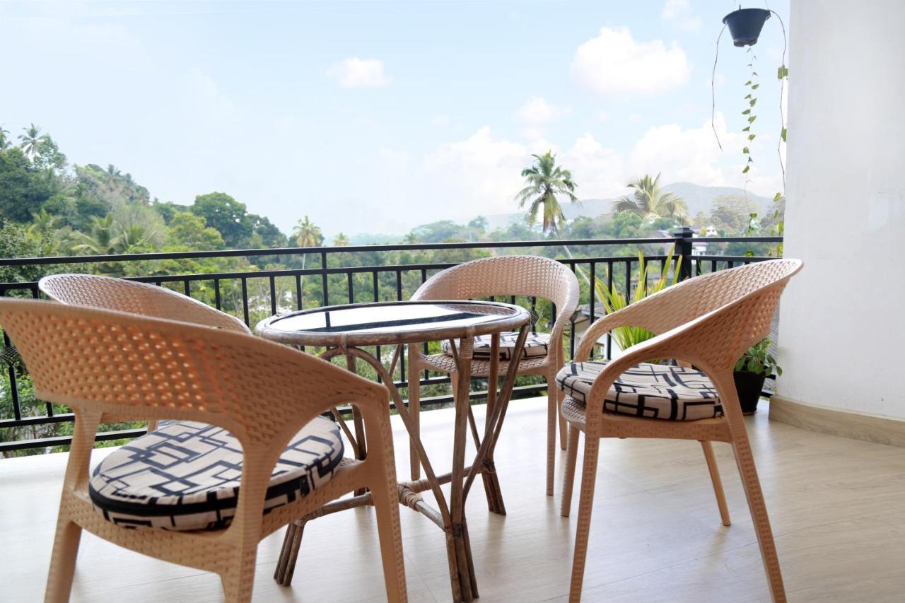 Chathu Holiday Home 캔디 외부 사진